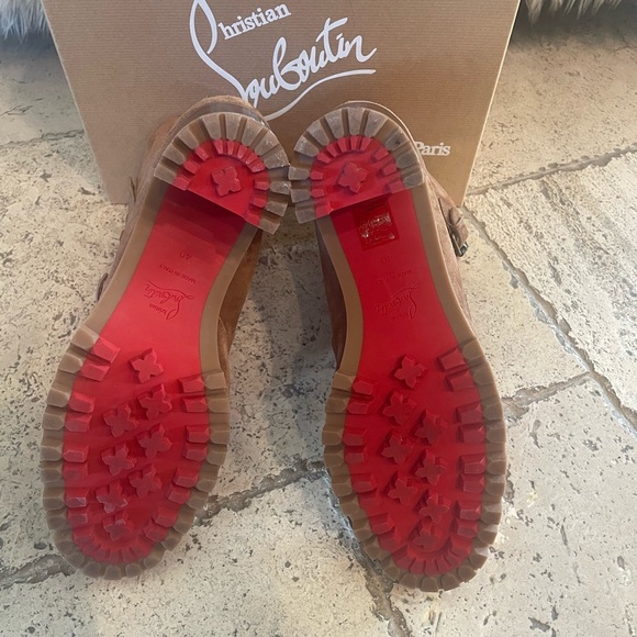 Christian Louboutin tan suede buckle boots. Size 10 (box not included) - Picture 4 of 11